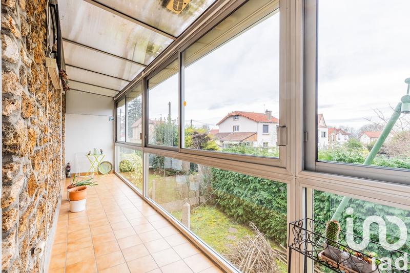 Maison - 93 m² - 5 pièces