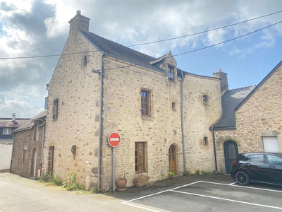 Maison - 165 m² - 10 pièces