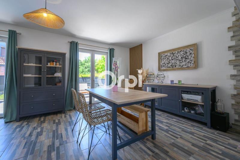 Maison - 96 m² - 4 pièces