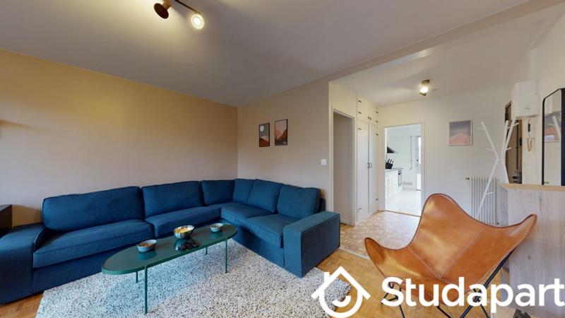 Chambre - 10 m² - 1 pièce