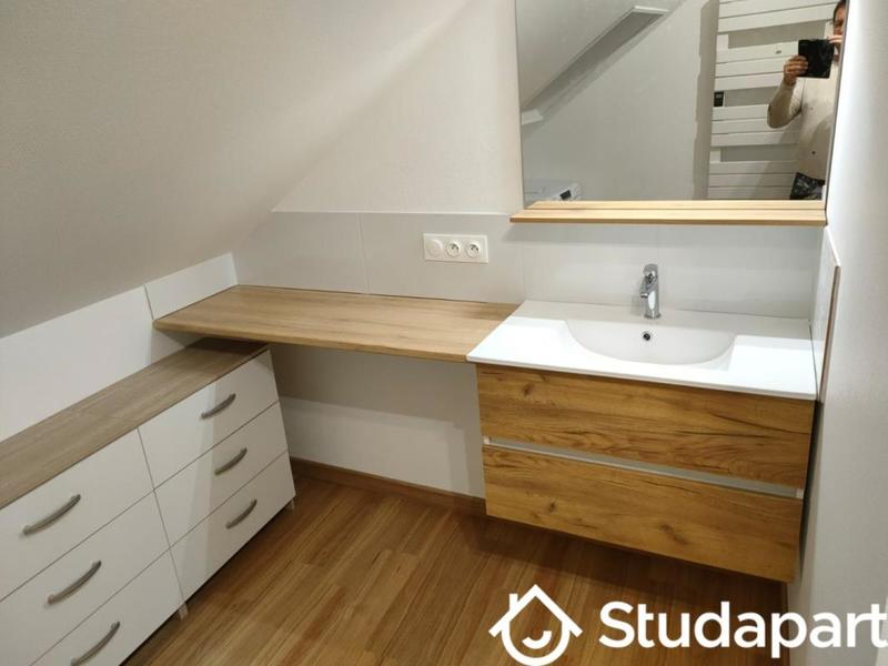 Chambre - 11 m² - 1 pièce