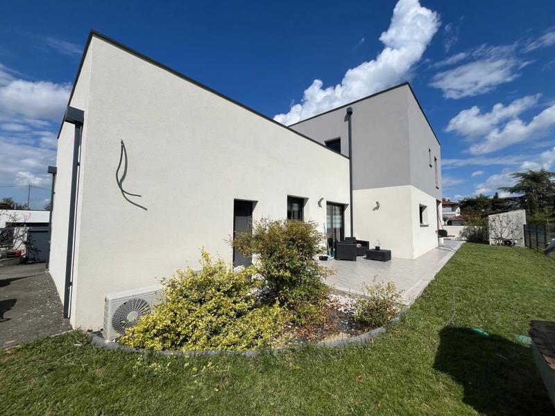 Maison - 160 m² - 6 pièces