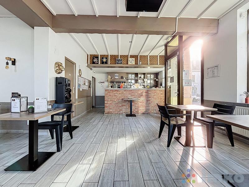 Local commercial - 338 m²