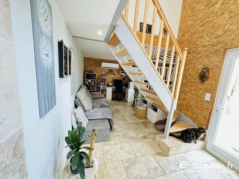 Maison - 299 m² - 12 pièces