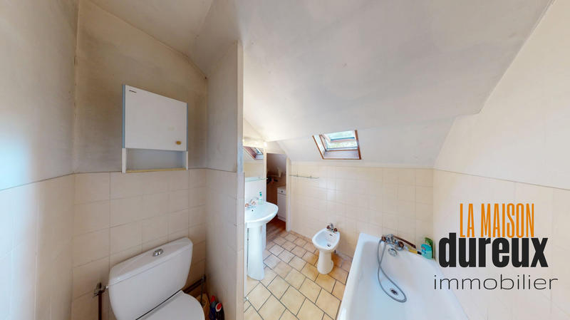 Maison ancienne - 196 m² - 7 pièces