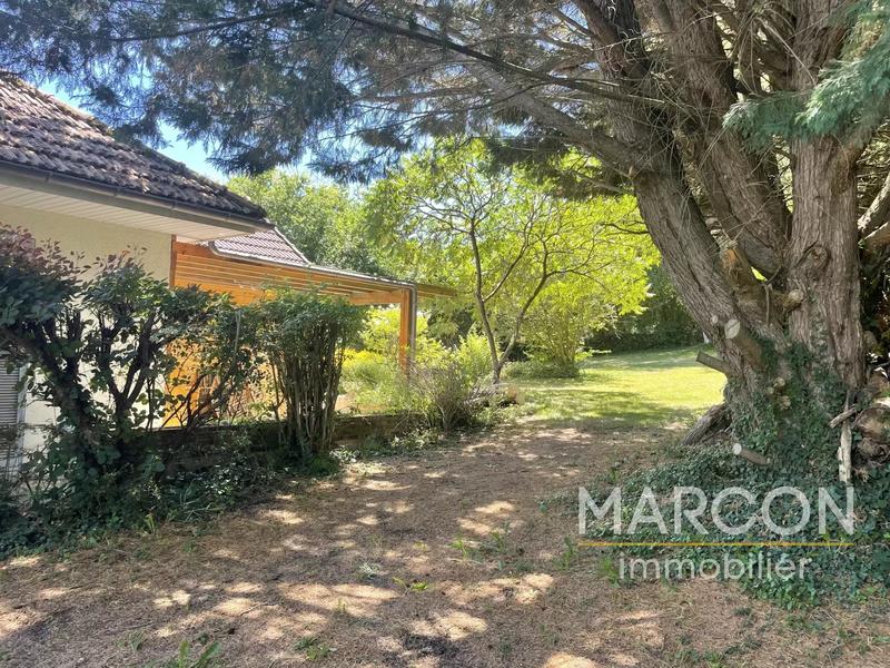 Maison - 208 m² - 7 pièces