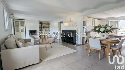 Maison - 138 m² - 8 pièces