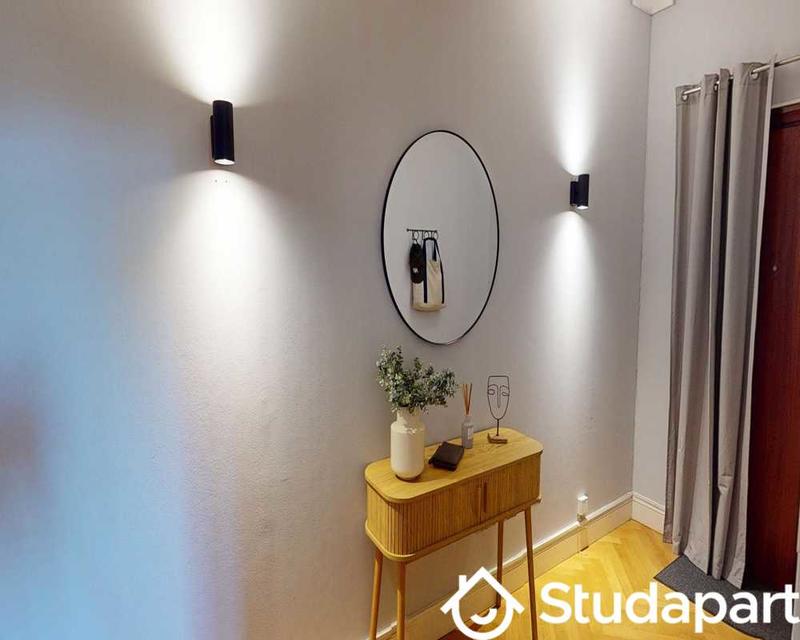 Chambre - 90 m² - 1 pièce