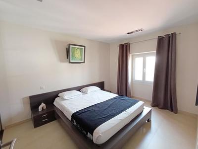 Loft - 103 m² - 4 pièces