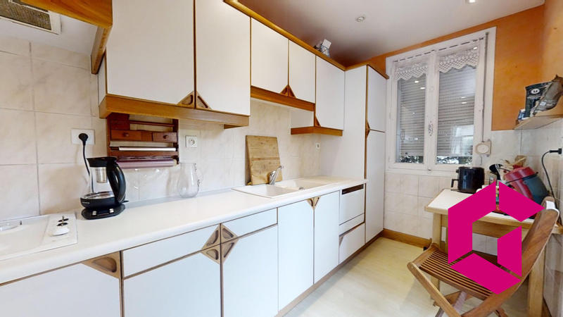 Villa - 99 m² - 5 pièces