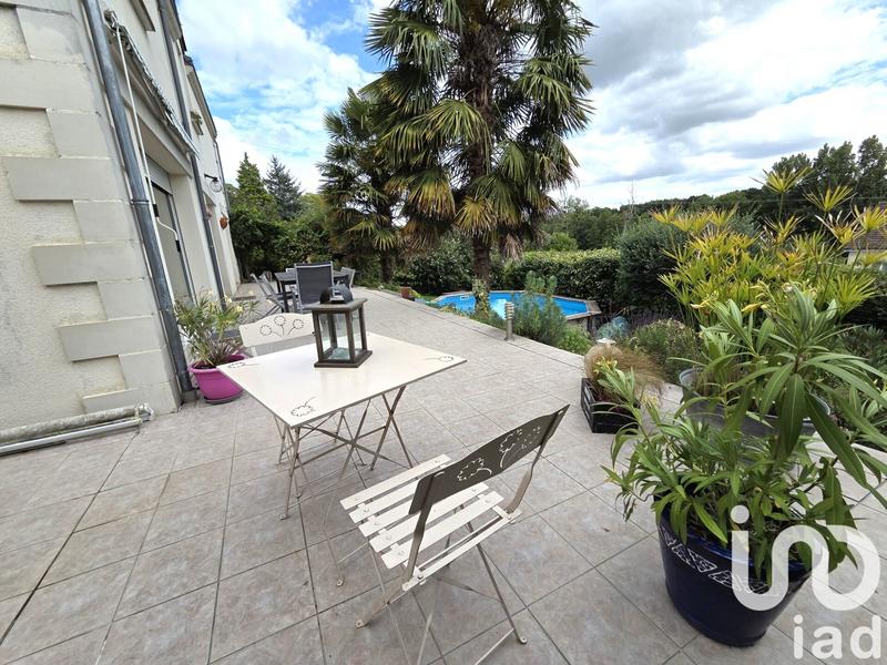 Maison - 213 m² - 7 pièces