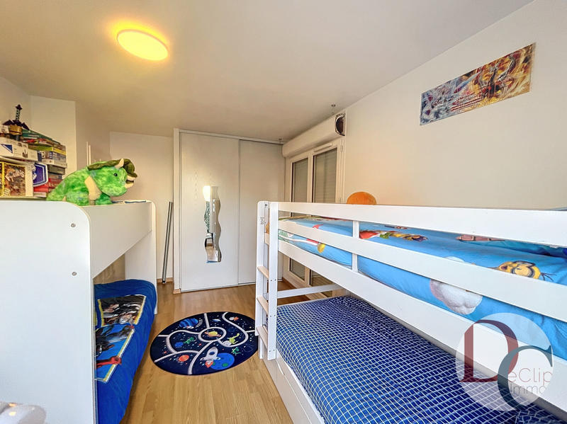 Appartement - 74 m² - 4 pièces