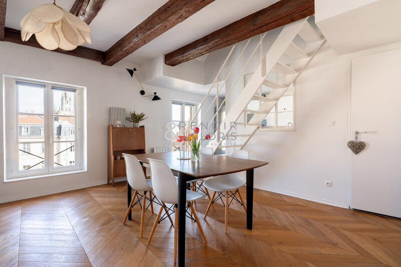 Duplex - 67 m² - 4 pièces