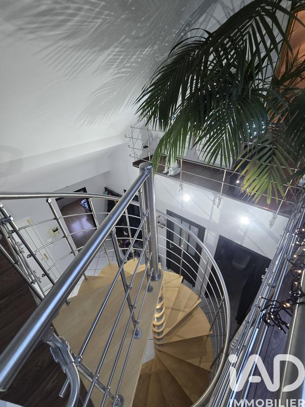 Maison - 150 m² - 6 pièces