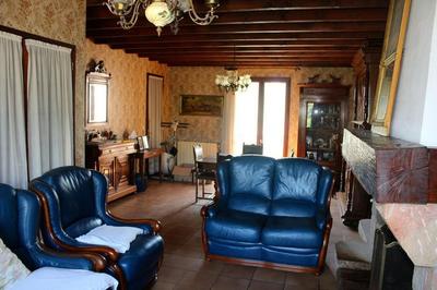 Villa - 199 m² - 6 pièces