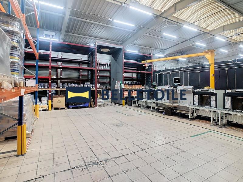 Local commercial - 2 657 m²