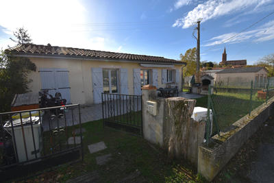 Maison - 90 m² - 5 pièces