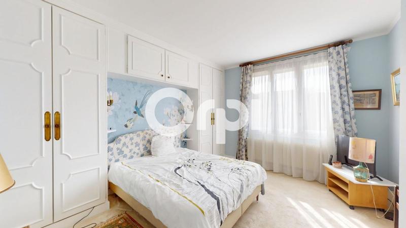 Maison - 200 m² - 7 pièces