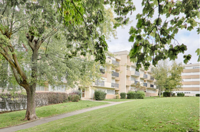 Appartement ancien - 62 m² - 3 pièces