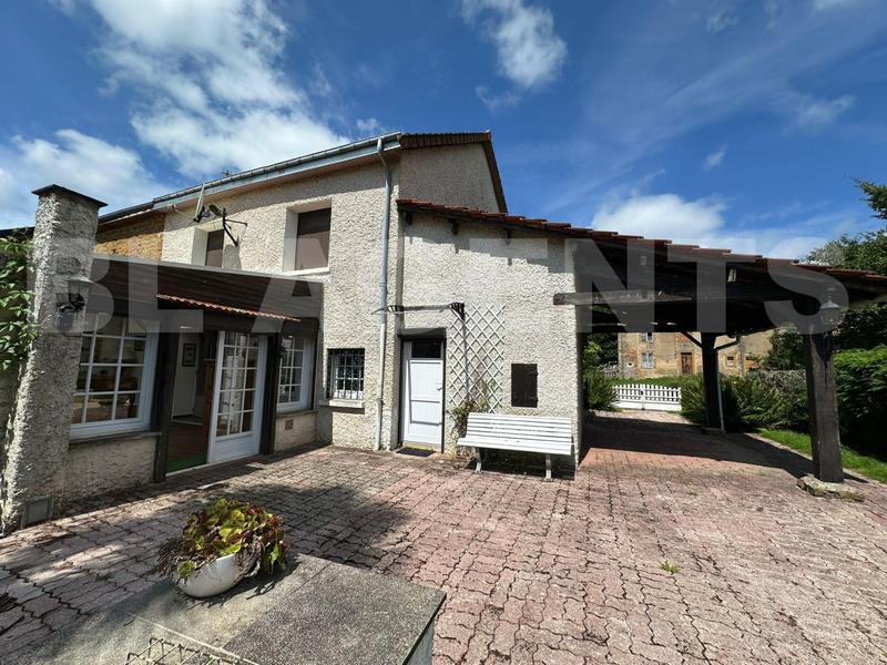 Maison - 159 m² - 6 pièces