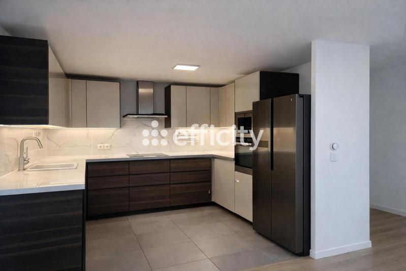 Appartement - 85 m² - 4 pièces