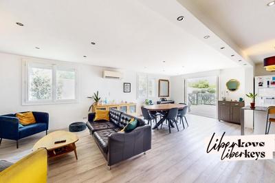 Villa - 180 m² - 6 pièces