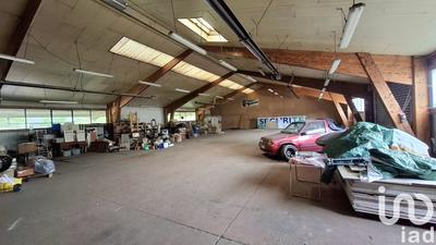 Maison - 800 m² - 4 pièces