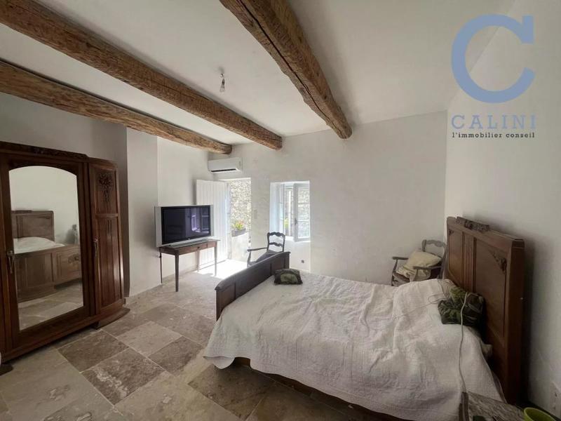 Maison de village - 195 m² - 7 pièces