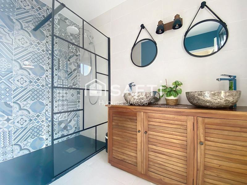 Maison - 168 m² - 6 pièces