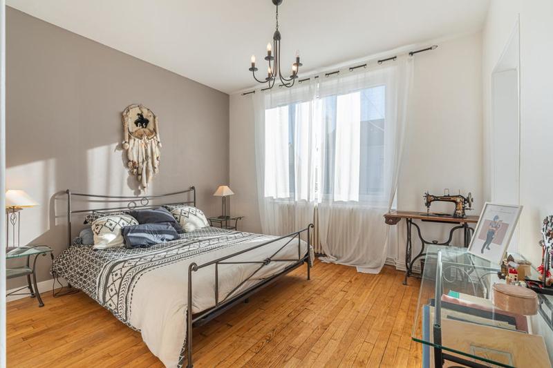 Maison - 175 m² - 8 pièces