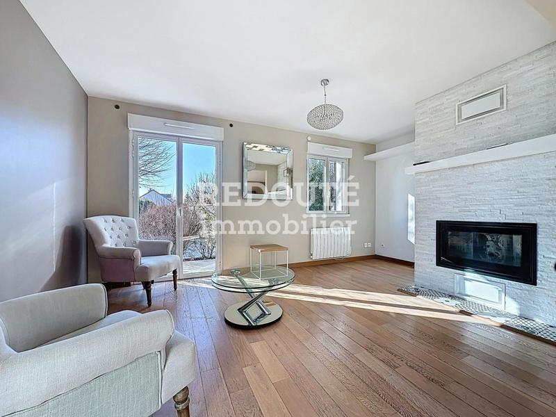 Maison - 203 m² - 7 pièces