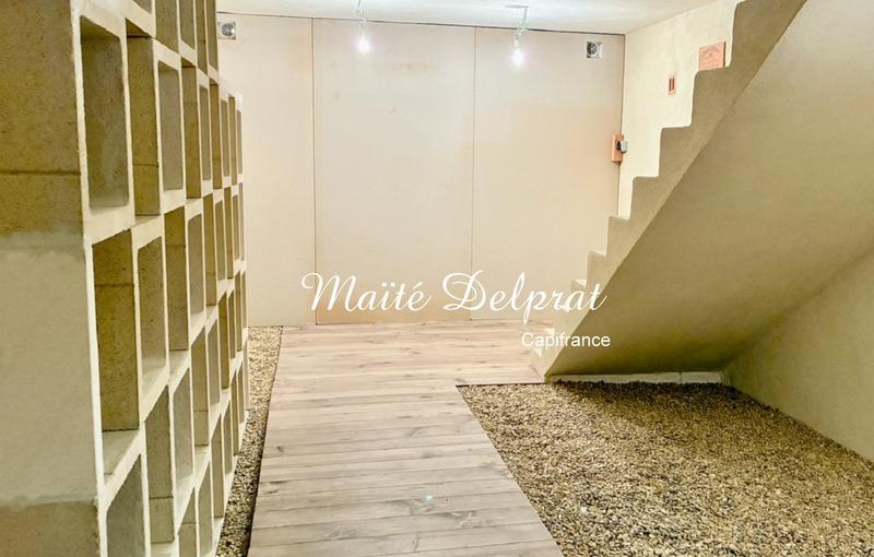 Propriété - 220 m² - 7 pièces