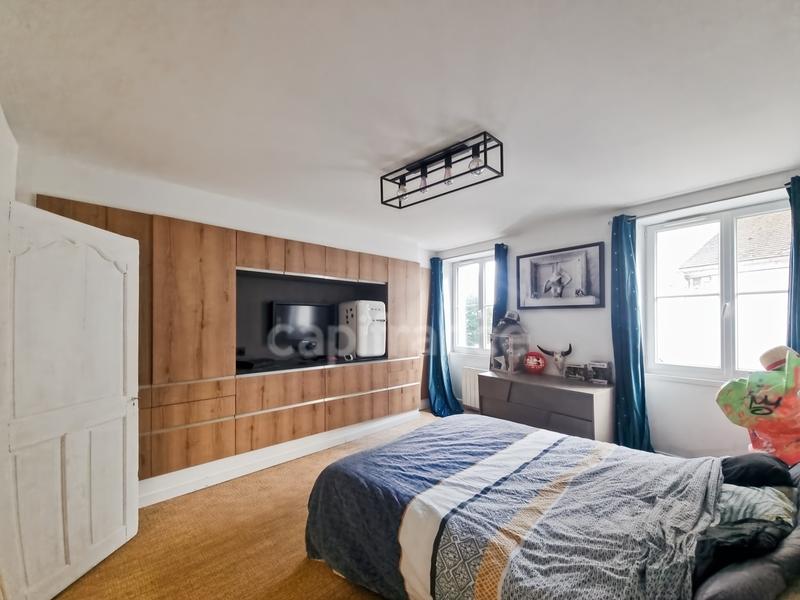 Immeuble - 210 m² - 6 pièces