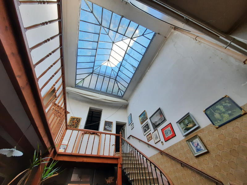 Maison - 225 m² - 7 pièces