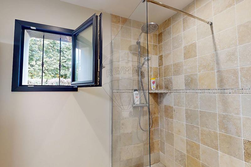 Maison - 156 m² - 5 pièces