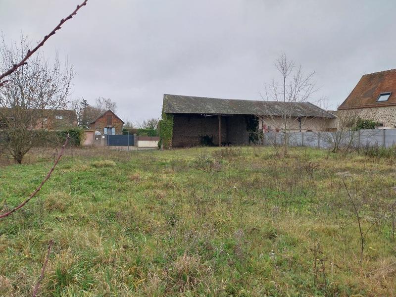 Terrain constructible - 897 m²