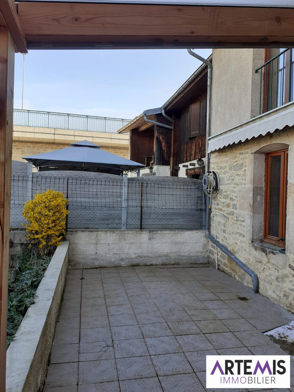 Maison - 203 m² - 7 pièces