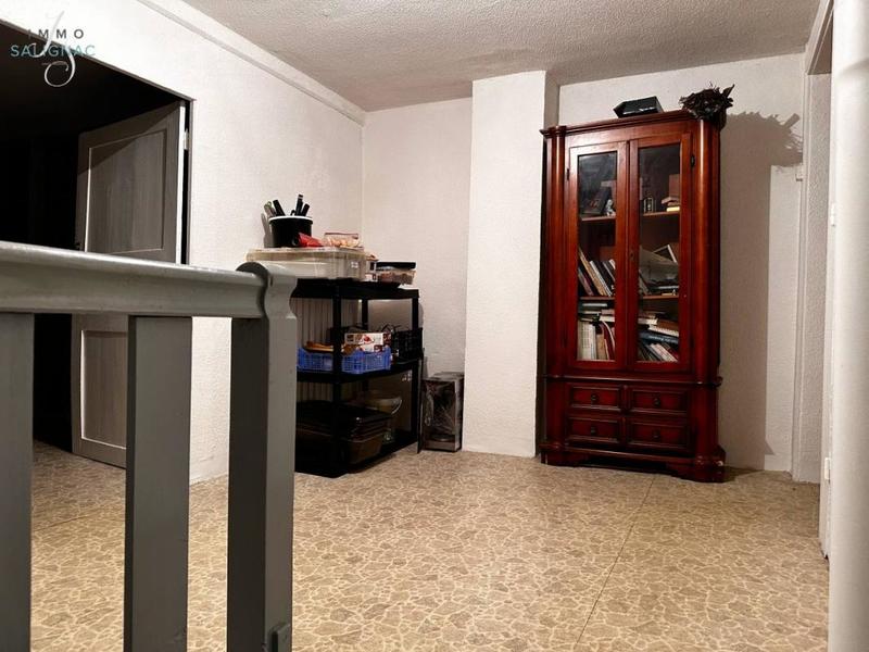 Local commercial - 234 m²