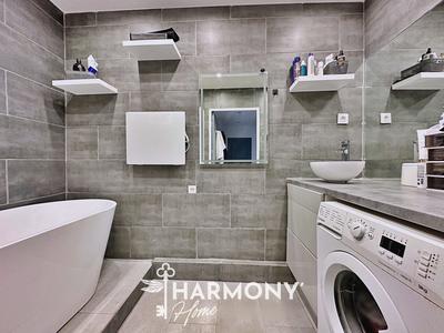 Appartement - 86 m² - 4 pièces