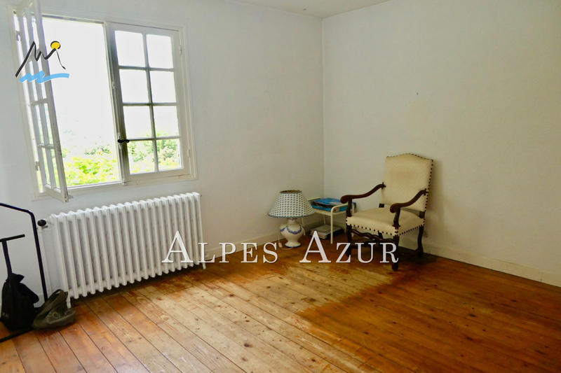 Maison - 191 m² - 6 pièces