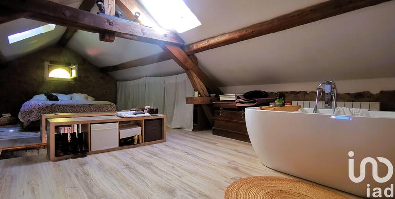 Maison - 200 m² - 7 pièces