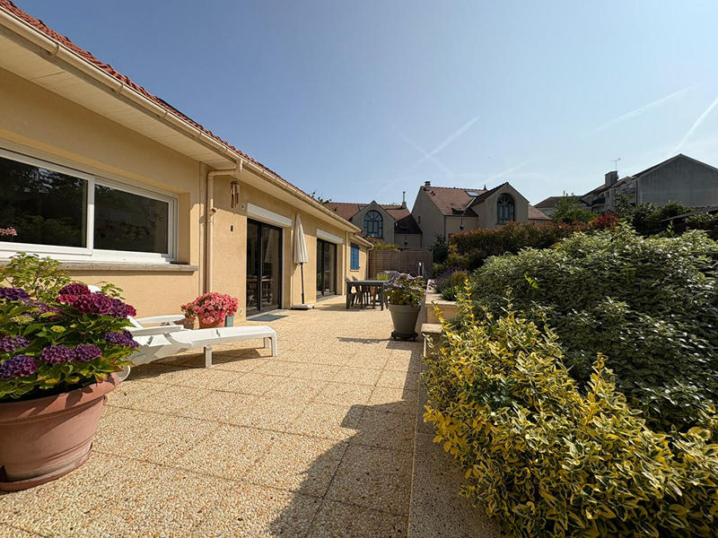 Maison - 173 m² - 8 pièces