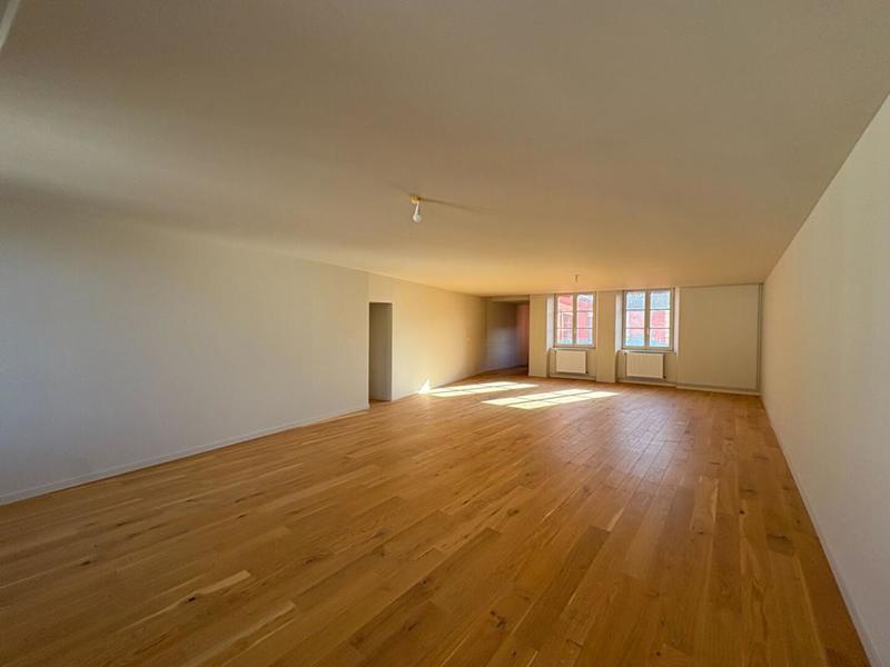 Bureau - 65 m² - 5 pièces