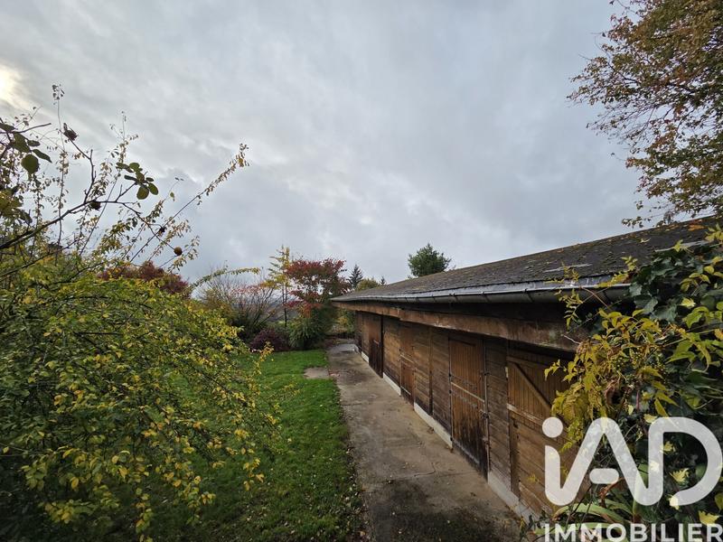 Maison - 204 m² - 7 pièces