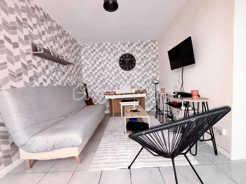 Immeuble - 111 m² - 8 pièces