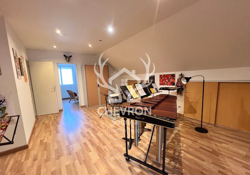 Maison - 144 m² - 7 pièces