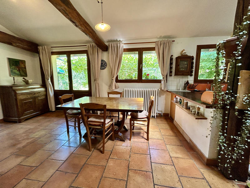 Maison - 380 m² - 10 pièces