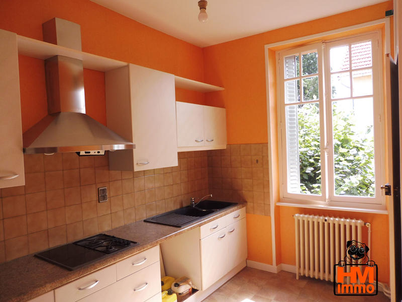 Maison - 141 m² - 10 pièces