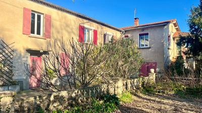 Maison - 215 m² - 6 pièces