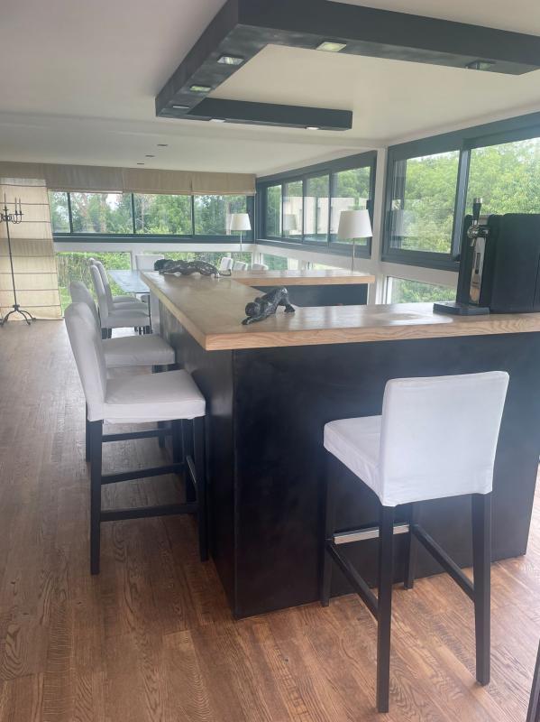 Maison - 250 m² - 10 pièces